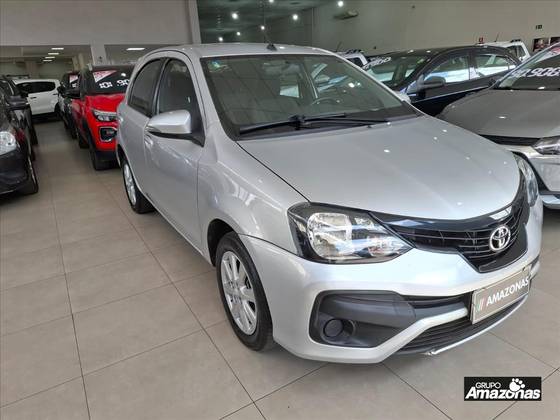 TOYOTA ETIOS 1.5 X PLUS 16V FLEX 4P AUTOMÁTICO TOYOTA ETIOS 1.5 X PLUS 16V FLEX 4P AUTOMÁTICO
